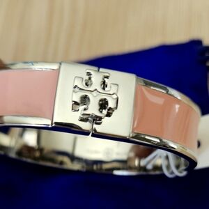 Tory Burch Silver and Pink Enamel Kira Bracelet 🩷 6 Inch